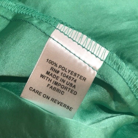 The Vanity Room Cold Shoulder Popover Cami Mist - Picture 5 of 6